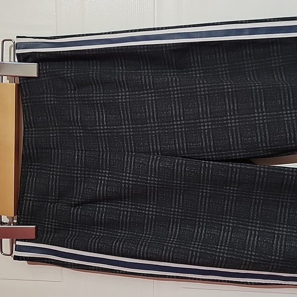 Dynamite Grey Plaid Tuxedo Pattern Highrise Leggings US XS NWT - Picture 2 of 11